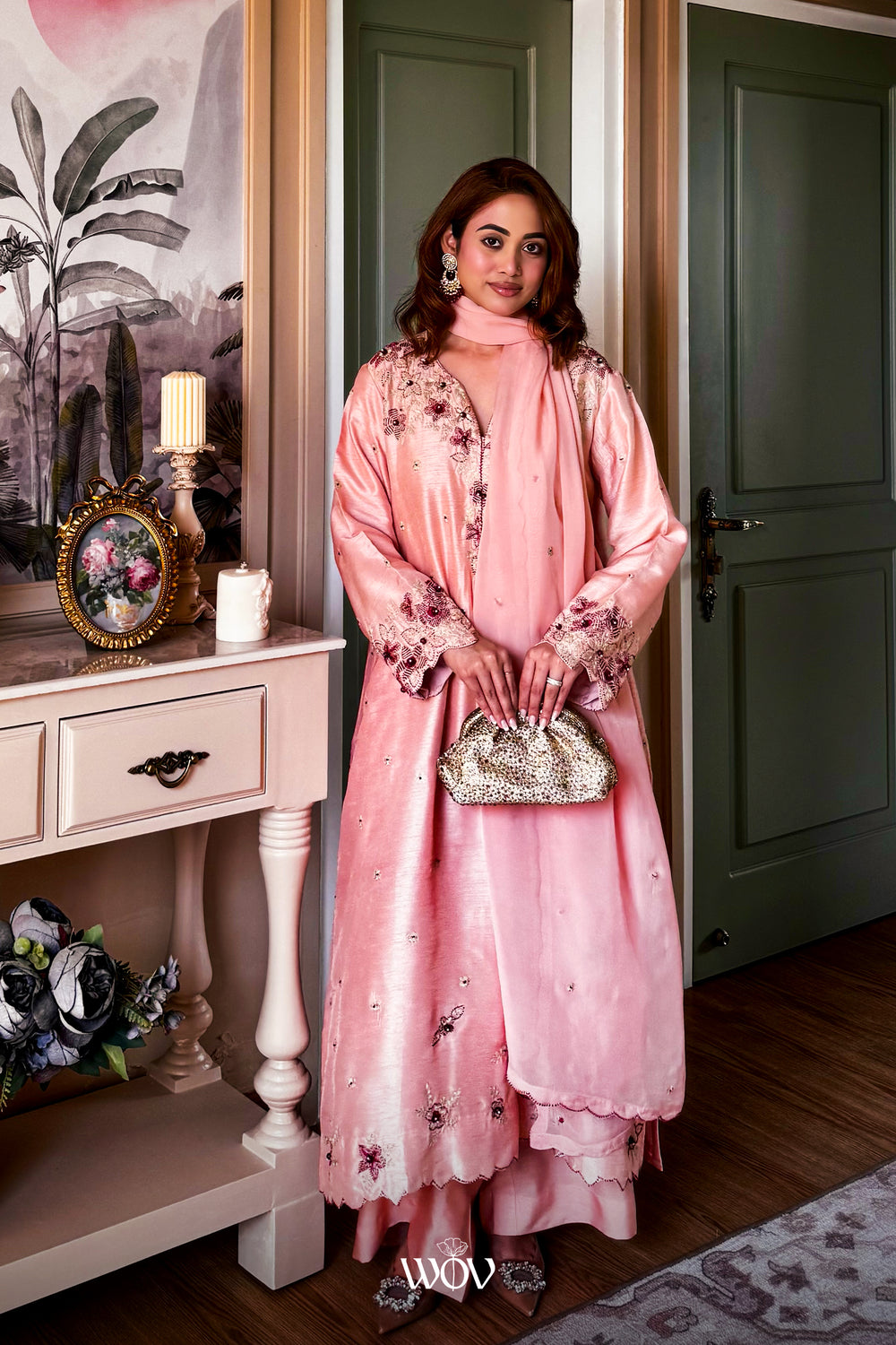 Ishita Sandhu Wearing Peach Kurta set