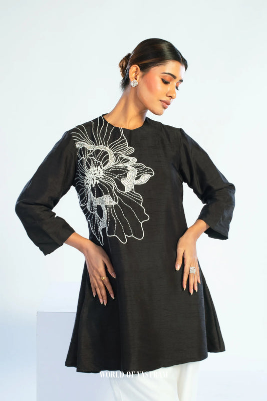 Elegant black Embroidered Top