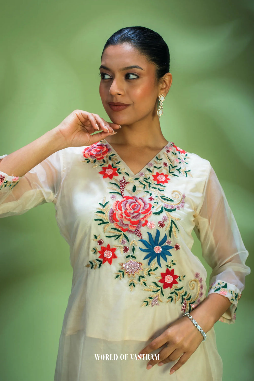 Gulbahar Ivory Kurta Set