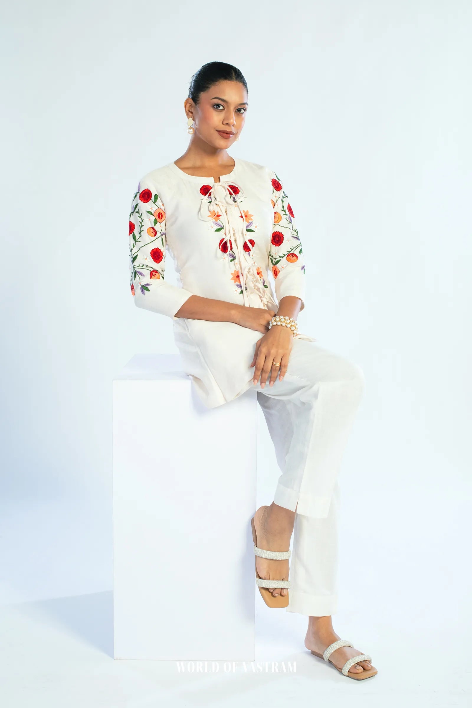 Scarlet Vine Top