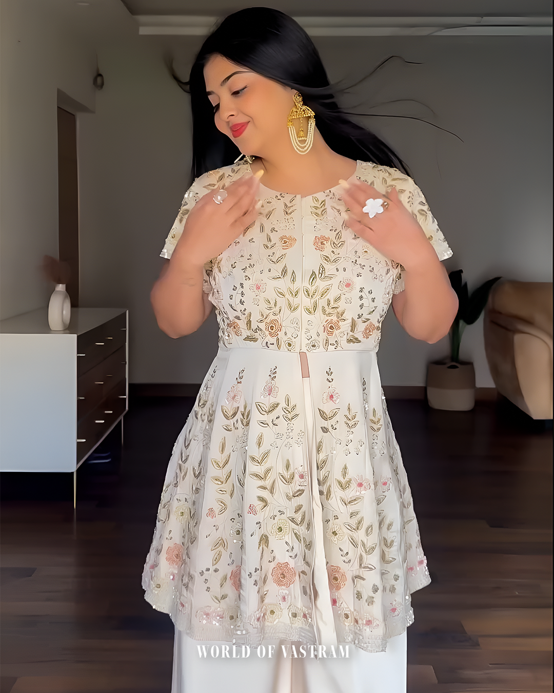 Disha bharti wearing white peplum set