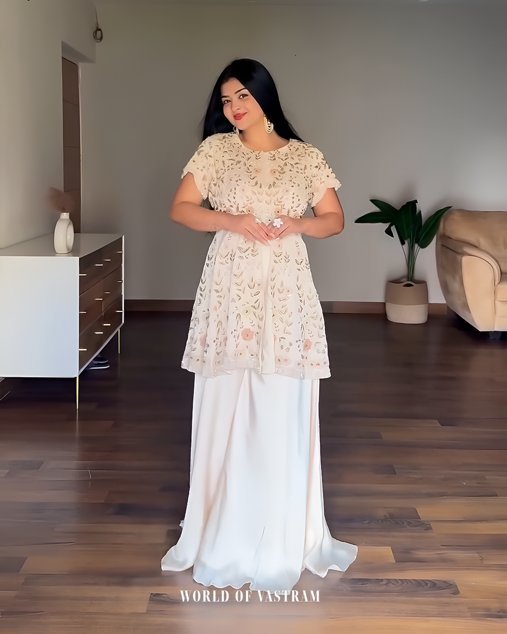 Disha bharti wearing white peplum set